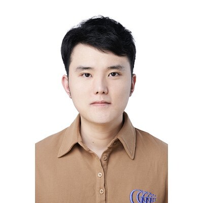 李沄緯